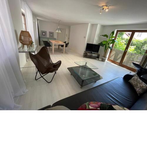 AZUR Ferienwohnung 200 Meter zum See