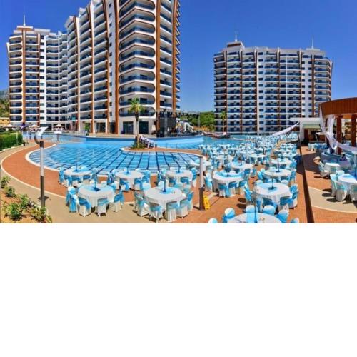 AZURA PARK RESIDENCE
