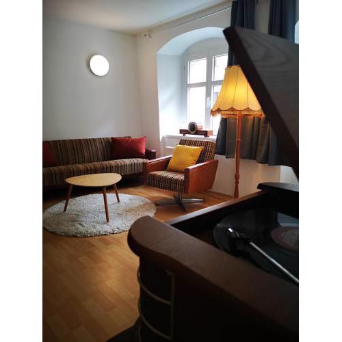 B 2 Apartment