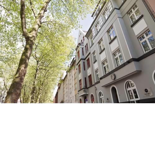 B-Boardinghouse