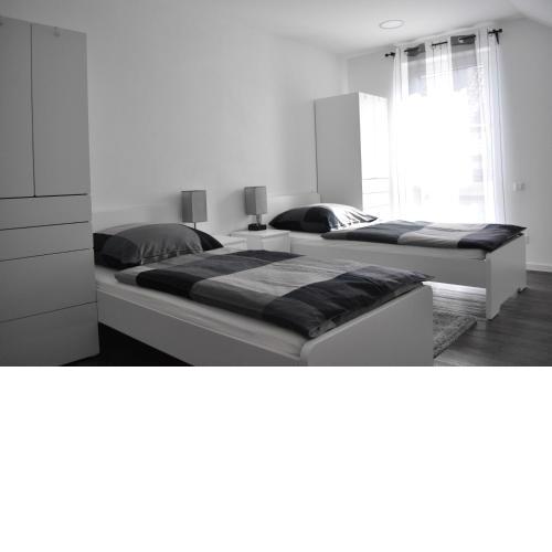 B Home SLEEP & WORK