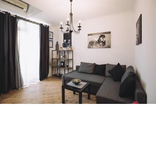 B YOUNG Apartment Dubrovnik