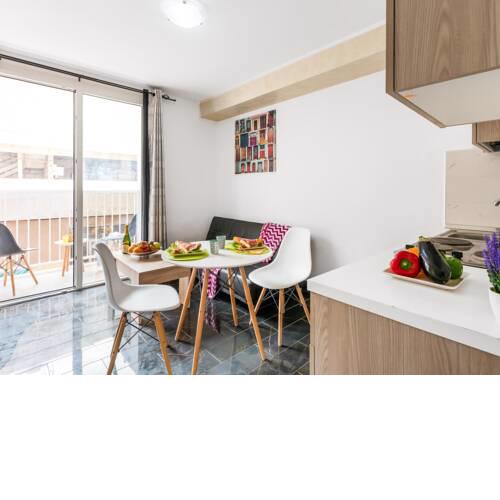 B1 sofia apartment close services and sea!!wifi!
