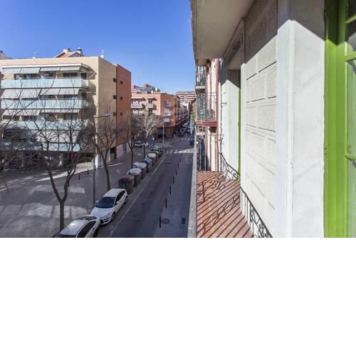 BA35PPAL2 BARCELONA Stylish Colourful 2 Bedroom Apt Near Fira