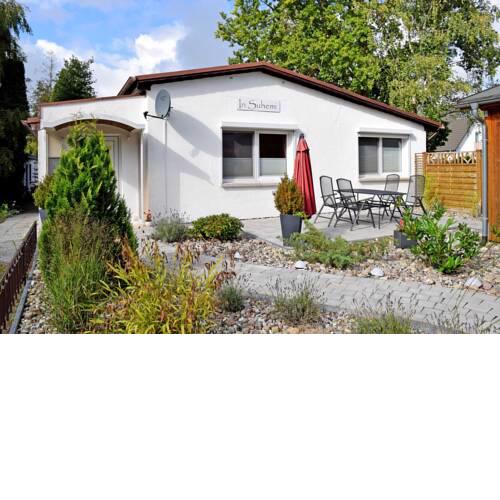 Baaber Ferienhaus mit Terrasse und Kamin