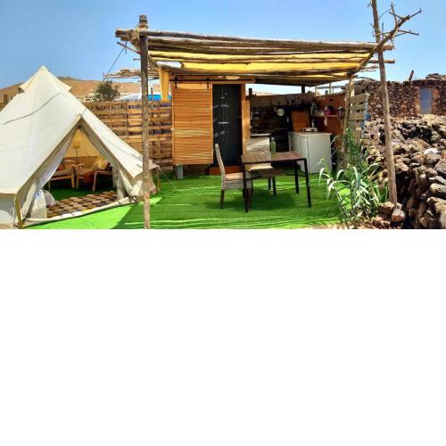 BACK TO NATURE. Luxury Glamping Corner