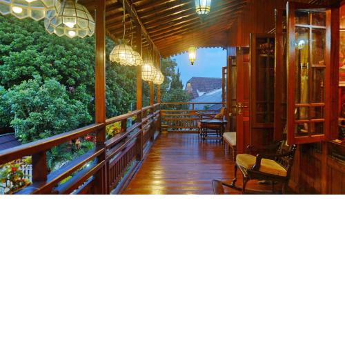 Badjoeri Ethnic Wooden Homestay