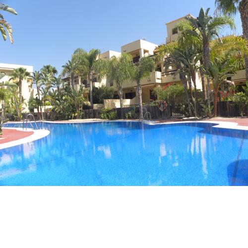 Bahía Marinas - Tu casa con Jardín Privado!