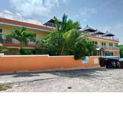 Balangan Paradise Hostel and Restaurant
