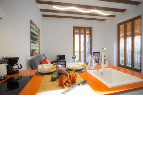 Balcón de Manet Apartments