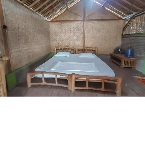 Baleku Bamboo Retreat