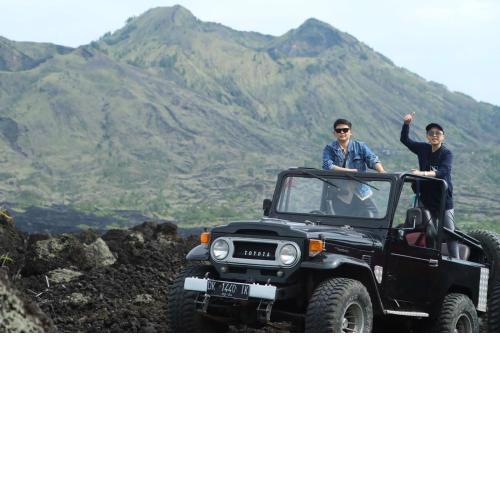 Bali jeep activity and hot spring