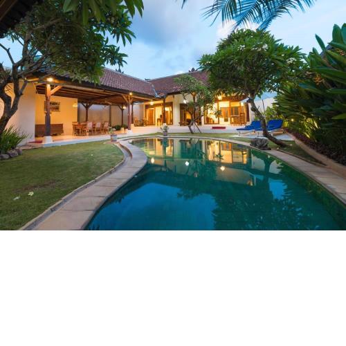 Bali Royal Heritage Villa