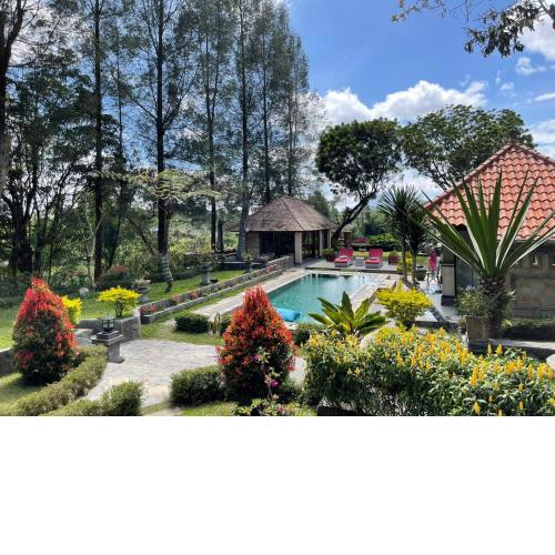 Balinese Villa in Berastagi
