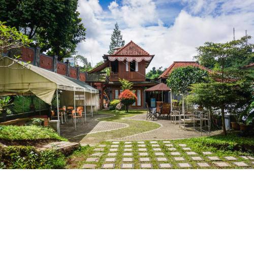 Bantal Guling Villa