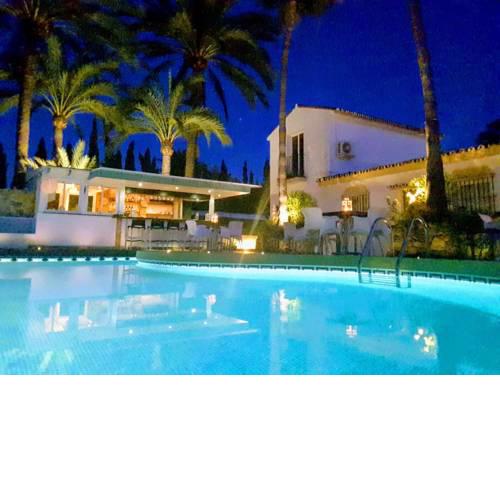 Banus Lodge