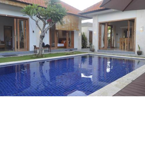 Banyu Riris Villa Lovina Private Villa