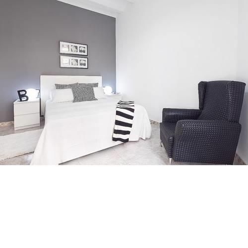 Barcelona Home - Sants Apartment