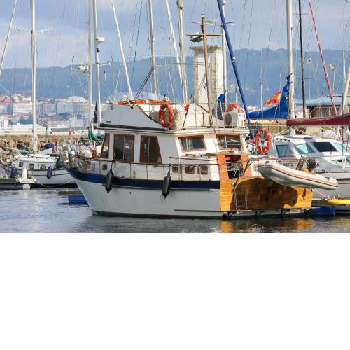 Barco 12 mts centro Cangas