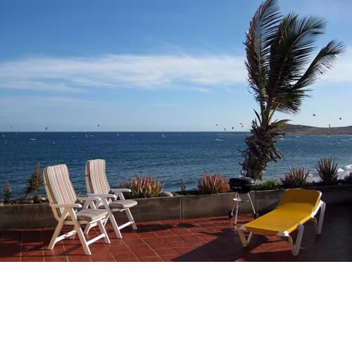 BARLOVENTO, Luxury beach front apartment with fantastic ocean views