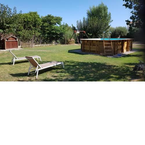 Barraca típica del Delta, con piscina, jardín y barbacoa