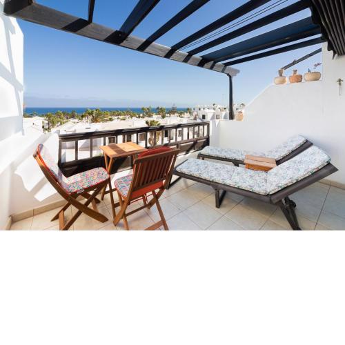 Bastian Beach. Casa Cheah. Sea View