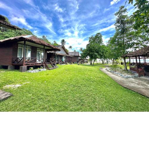 Batu Rundung Surf Resort