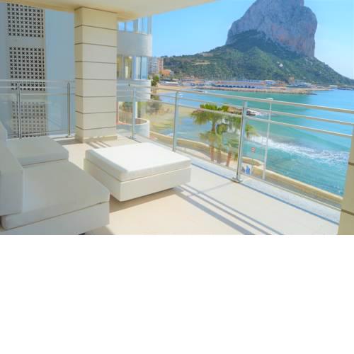 Baupres luxurious front line apartment in Calpe