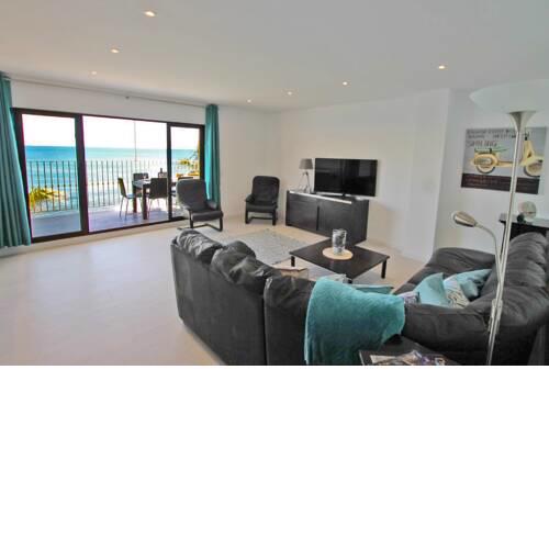 Bay View Apartment
