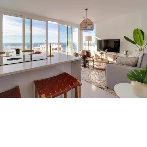 BayView Hills, luxury 2 bedroom apartment