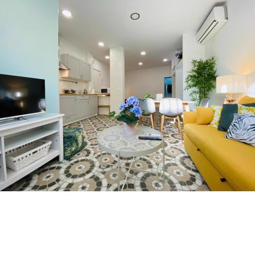 BAZÁN - Acogedor Apartamento en el Centro de Málaga