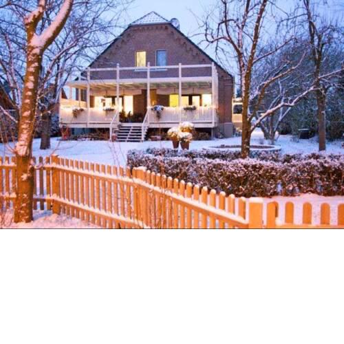 B&B Reveille