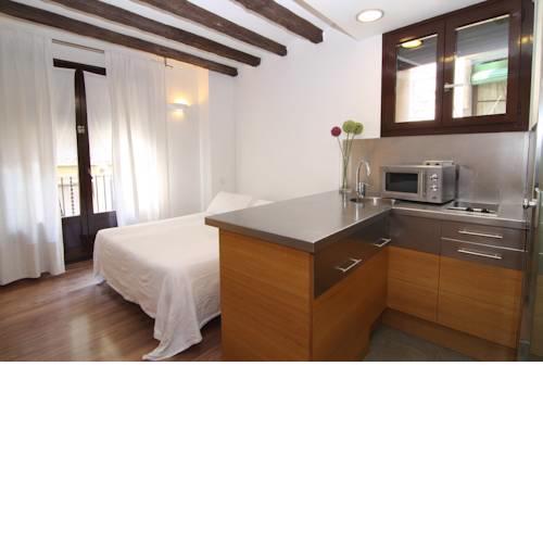 BCN2STAY Apartments
