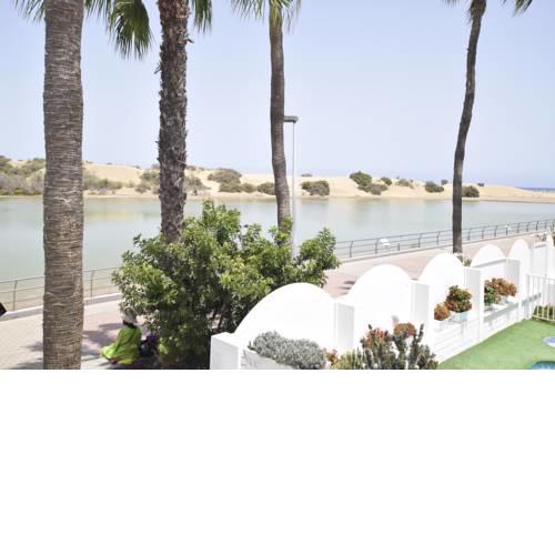 Beach Apartment La Charca