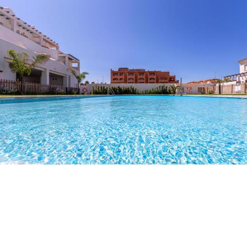 Beach at 350m, Pool, Chillout Patio and Fibre WIFI