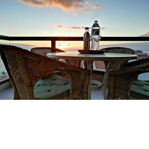 Beach front terrace holiday apartment, Puerto Santiago