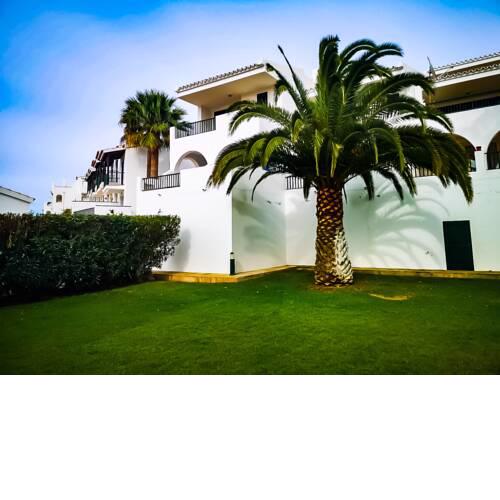 beach & golf holiday home