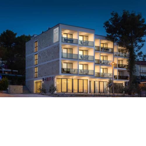 Beach Hotel and Villa Sv Kriz