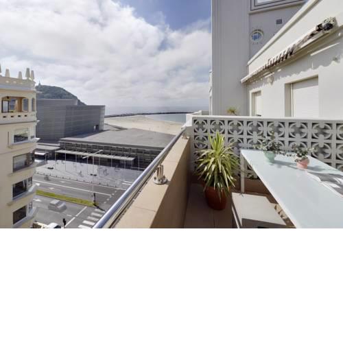 Beach House 2 Apartment by FeelFree Rentals