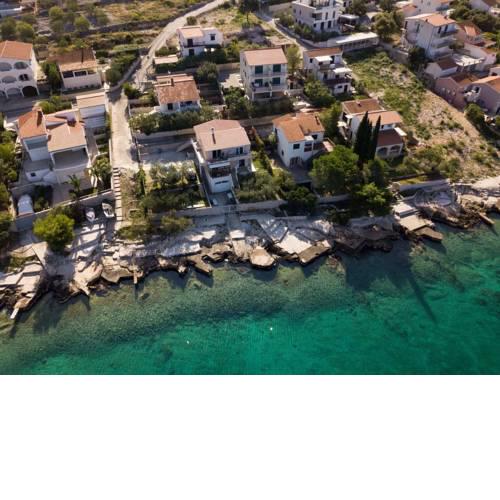 Beach House Maris
