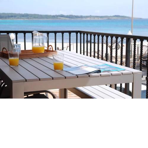 Beach house S'Illot