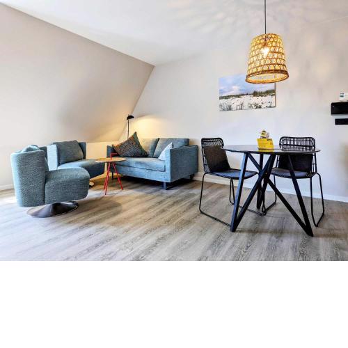 Beach Lodge 7 OG
