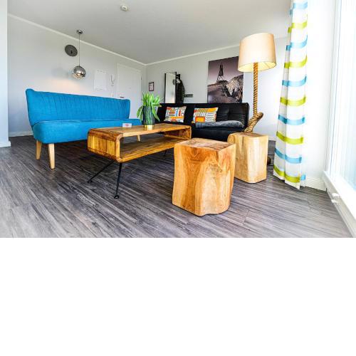 Beach Lodge BL08
