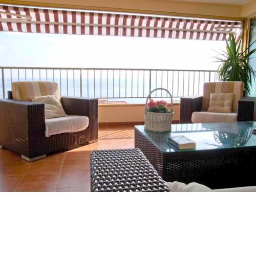 Beach & Pool