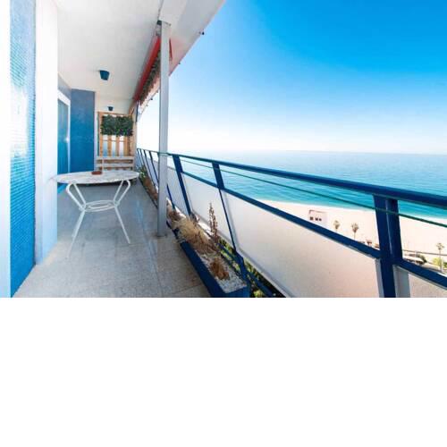 Beach Views Apartment - Fabulous apartment with terrace and incredible sea views
