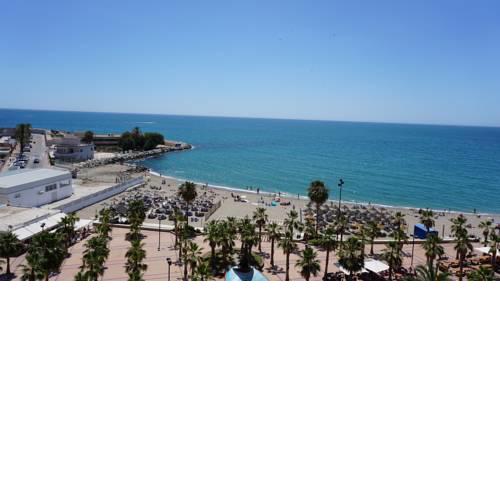 Beachfront apartment in Fuengirola with sea views