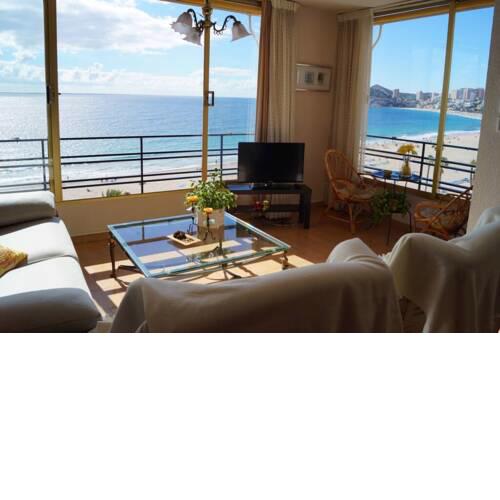 Beachfront apartment in Poniente