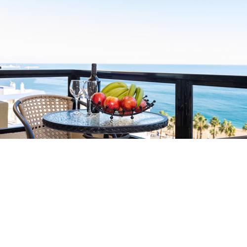 Beachfront Apartment with sea views Aloha Playa Benalmadena