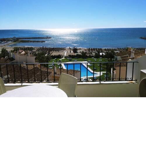Beachfront Cabopino
