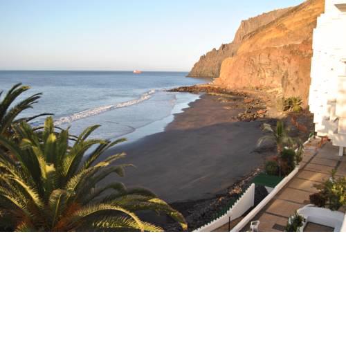 Beachfront Little Paradise